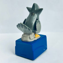 Load image into Gallery viewer, Pokémon Action Car Pullback - Mukuhawk / Staraptor