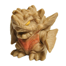 Cargar imagen en el visor de la galería, Ultraman Dyna - Neo Darambia - Trading Figure - Soft Vinyl