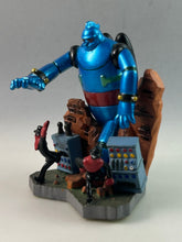 Cargar imagen en el visor de la galería, Tetsujin 28-gou - "Hideout Assault" - Trading Figure - Color ver.