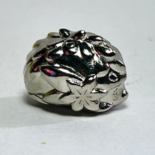 Cargar imagen en el visor de la galería, Pokémon - Shaymin - Trading Metal Figure - Land Form, Silver ver.