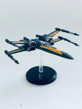 Cargar imagen en el visor de la galería, Star Wars Choco Egg Collection - Tradin Figures Set (12 PCS)