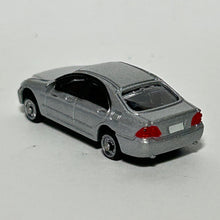 Cargar imagen en el visor de la galería, Toyota Crown - Diecast Mini Car - Silver