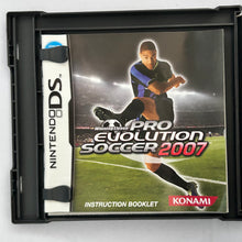 Cargar imagen en el visor de la galería, Winning Eleven: Pro Evolution Soccer 2007 - Nintendo DS / DSLite DSi XL - NTSC - Box & Manual (NTR-AWEE-USA)