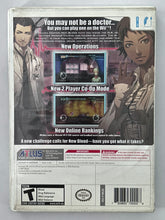 Cargar imagen en el visor de la galería, Trauma Center: New Blood - Nintendo Wii / Wii U - NTSC - Box & Manual (RVL-RK2E-USA)