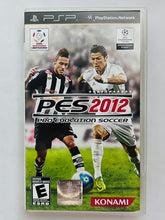 Cargar imagen en el visor de la galería, Pro Evolution Soccer 2012 - PSP - PlayStstion Portable - NTSC - Box & Manual (ULUS-10586)