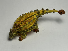 Cargar imagen en el visor de la galería, Saichania chulsanensis - Trading Figure - Miniature (054L)