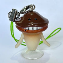 Load image into Gallery viewer, Osawari Tantei Nameko Saibai Kit - Nameko Modoki - Strap with Suction Cup