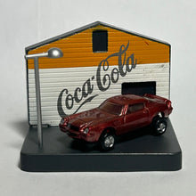 Load image into Gallery viewer, Chevrolet Camaro 1977 - Mini Diorama - Cuchiwaii