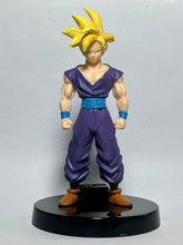 Cargar imagen en el visor de la galería, Dragon Ball Z - Son Gohan SSJ - Trading Figure - Cuchiwaii