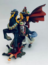 Cargar imagen en el visor de la galería, Hokuto no Ken - Trample! Fist King and Black King - Violence Vignette - Trading Figure