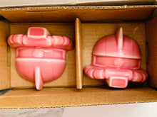 Cargar imagen en el visor de la galería, Mobile Suit Gundam - Char Exclusive Zaku (Chopstick Rest Set) Tableware Assortment - Ichiban Kuji MSG 35th Anniversary (F Prize)