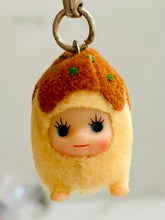 Cargar imagen en el visor de la galería, Takoyaki Kewpie 2 (High High) Netsuke - Regional Limited QP Mascot - Osaka Limited