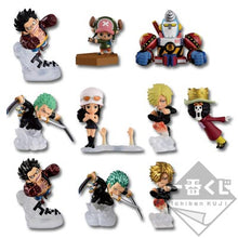 Cargar imagen en el visor de la galería, One Piece - Roronoa Zoro - Desktop Figure - Ichiban Kuji OP ~Mugiwara no Ichimi, Kōkai no Kiseki~ (J Prize)