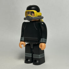 Load image into Gallery viewer, Kubrick Glico Man and Bisco-kun - Diver - Cuchiwaii