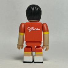 Cargar imagen en el visor de la galería, Kubrick Glico Man and Bisco-kun - Soccer Player - Cuchiwaii