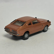 Cargar imagen en el visor de la galería, Mazda RX-3 (early model) Savanna GT - Trading Figure - Miniature (2) - Cuchiwaii
