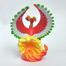 Load image into Gallery viewer, Pokémon HeartGold - Ho-Oh - Trading Figure - Tokuten - Cuchiwaii