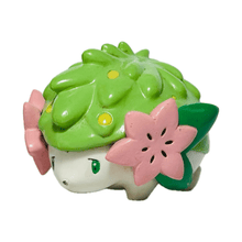 Cargar imagen en el visor de la galería, Pokémon - Shaymin - Pose Figure - Land Form - Cuchiwaii