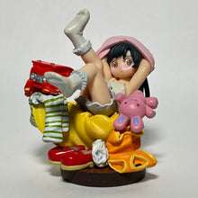 Load image into Gallery viewer, Shuukan Watashi no Oniichan - Yumeno Sumika - Trading Figure - Mini Vignette - Cuchiwaii