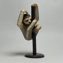Cargar imagen en el visor de la galería, Sloth - Trading Figure - Miniature (22) - Cuchiwaii