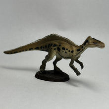 Load image into Gallery viewer, Suchomimus tenerensis - Trading Figure - Miniature (009b) - Cuchiwaii
