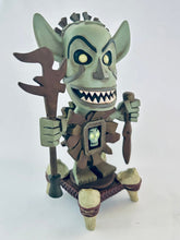 Cargar imagen en el visor de la galería, Tokyo DisneySea Tower of Terror - Shiriki Utundu - Bobblehead Doll - Cuchiwaii