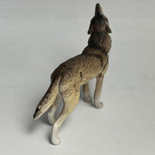 Load image into Gallery viewer, Wolf - Trading Figure - Miniature - K01 - A - Cuchiwaii