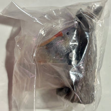 Load image into Gallery viewer, Woodpecker Finch - Trading Figure - Minifigure - Cuchiwaii
