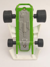 Load image into Gallery viewer, Mario Kart Yoshi Pull Jack Car Carting Nintendo Toy