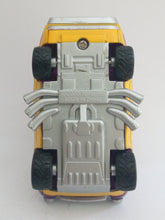 Cargar imagen en el visor de la galería, Mario Kart Wii Wario Pull Back Car Wildstar & Fire Hot Rod Nintendo 2008 Toy