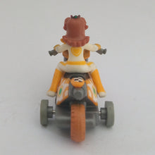 Cargar imagen en el visor de la galería, Mario Kart Wii Daisy Pull Back Mini Car Bike Toy Nintendo 2008