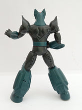 Cargar imagen en el visor de la galería, Tetsujin 28 Gigantor Black OX HG Gashapon Figure