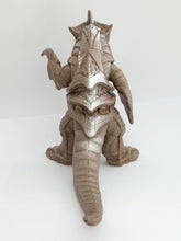 Cargar imagen en el visor de la galería, Ultraman Kaiju RIGATRON Soft Vinyl Sofubi Softvi Figure 1996 Japan