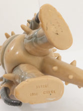 Cargar imagen en el visor de la galería, Ultraman Kaiju GUDON JACK Soft Vinyl Sofubi Softvi Figure 1984 Japan