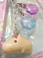 Cargar imagen en el visor de la galería, Ichiban Kuji Kapibara-san Fluffy Flower The 7th Anniversary Prize I Strap with clear charm