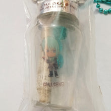 Cargar imagen en el visor de la galería, Tales of Rebirth - Veigue Lungberg - Ichiban Kuji Mini TOS 20th Anniversary Bottle Keychain