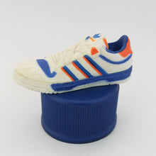 Load image into Gallery viewer, Adidas x Pepsi Sneaker Bottle Cap Collection &quot;PEPSI meets Adidas Campaign&quot;
