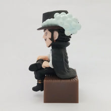 Load image into Gallery viewer, One Piece - Juracule Mihawk - Desktop Figure - Ichiban Kuji OP Memories 2 - Prize H