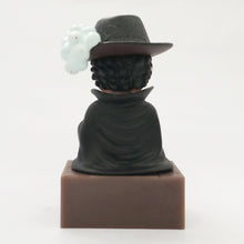 Load image into Gallery viewer, One Piece - Juracule Mihawk - Desktop Figure - Ichiban Kuji OP Memories 2 - Prize H