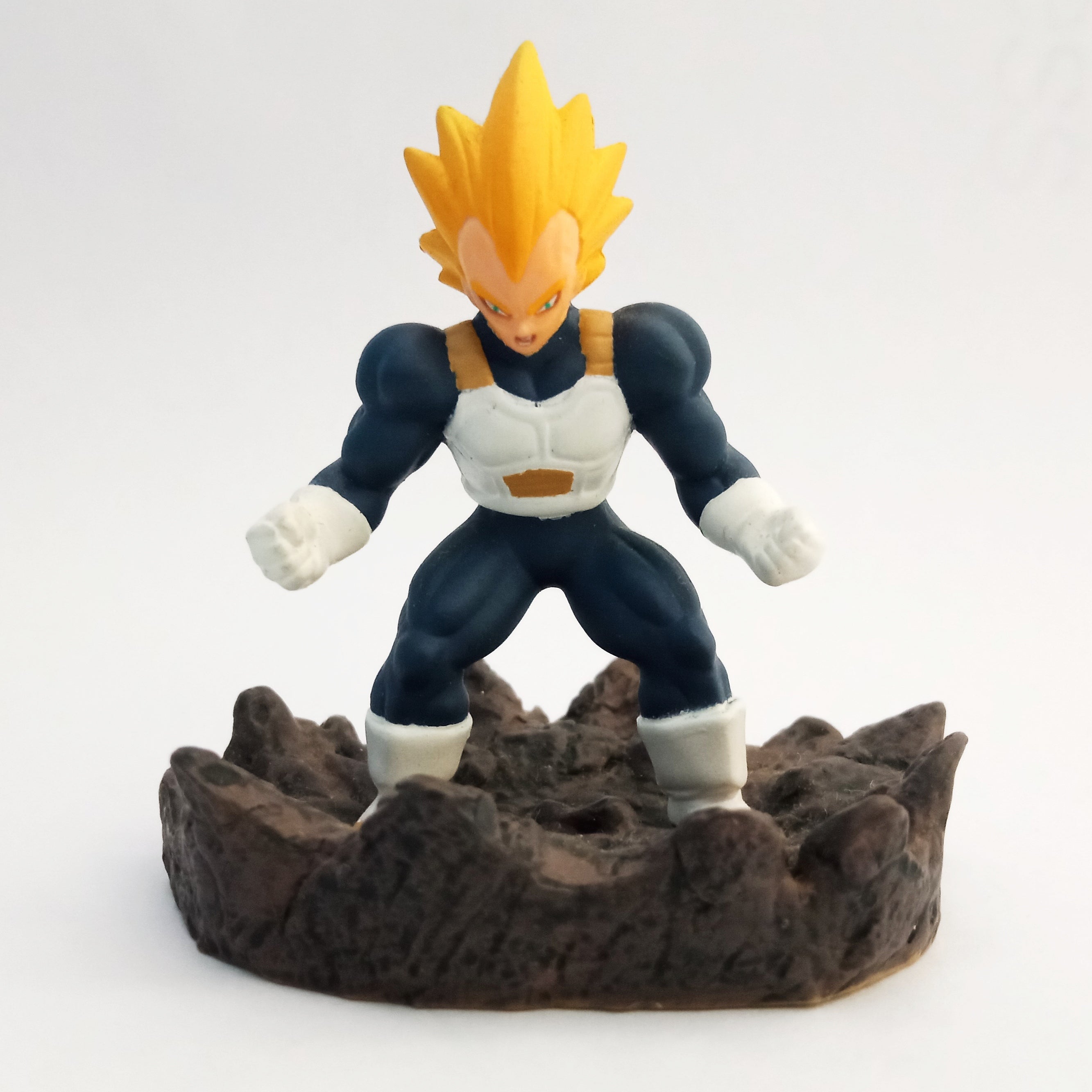 Dragon Ball Z - Son Goku SSJ2 - Vegeta SSJ (Majin) - Capsule World Edi –  Cuchiwaii