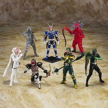 Load image into Gallery viewer, HG Series Kamen Rider 28 ~Ao No Kechimyaku Hen~ - Set of 7 - Cuchiwaii
