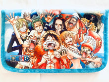 Cargar imagen en el visor de la galería, One Piece Multi Case (Straw Hat Pirates ver.)