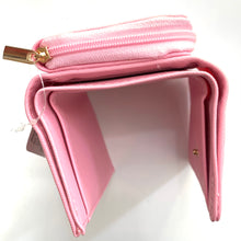 Cargar imagen en el visor de la galería, Trifold Wallet My Melody