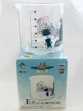 Cargar imagen en el visor de la galería, One Piece - Dr. Hiluluk - Tony Tony Chopper - Beaker-style Glass - Ichiban Kuji OP Emotional Episode ~Drum Kingdom~ (E Prize)