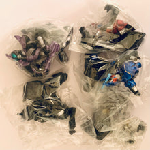 Cargar imagen en el visor de la galería, Kamen Rider Kabuto Action Pose - Figure - Set of 5