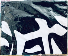 Load image into Gallery viewer, Kimetsu no Yaiba Pattern Hooded Blanket