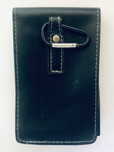 Cargar imagen en el visor de la galería, One Piece x Panson Works - Dracule Mihawk - Pouch with Carabiner - Mobile Case