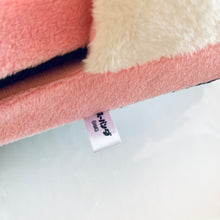 Load image into Gallery viewer, Attack All Around AAA - Eh ~ Panda (Peach / Shuta Sueyoshi) - Slippers