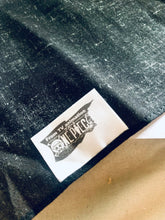 Cargar imagen en el visor de la galería, One Piece - Portgas D. Ace - Spade Pirates - Pirate Flag - One Piece Dome Tour