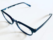 Cargar imagen en el visor de la galería, Bungo Stray Dogs x Megane Ichiba Osamu Dazai Glasses “Six Years Ago”